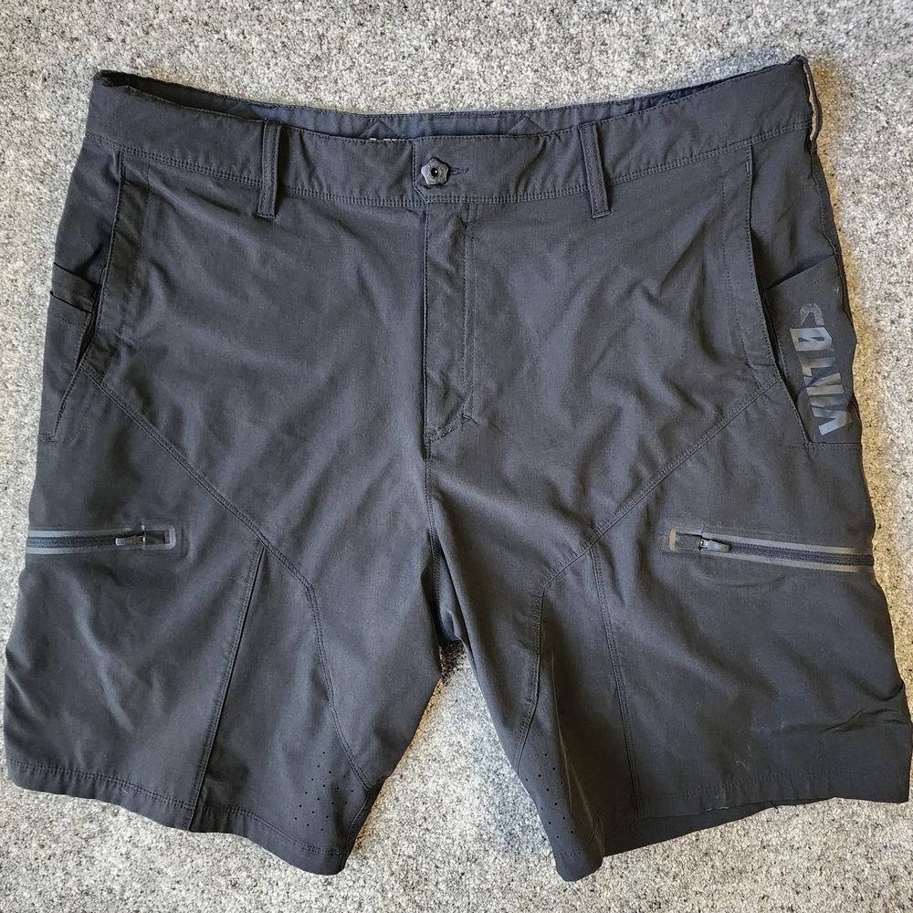 VIKTOS Shorts Mens 42 Black Kadre XP Cargo Stretch Microfiber Travel Tactical